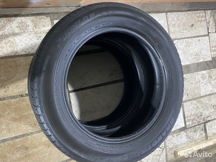 Dunlop Grandtrek ST30 225/60 R18 100H