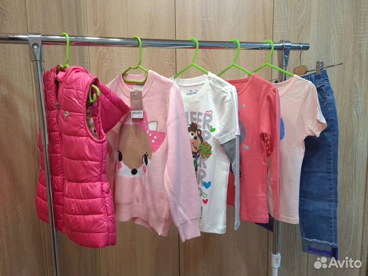 Пакет новой одежды для девочки 104-110
