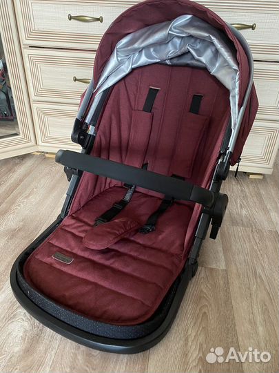 Коляска 2 в 1 Voyage Bubago