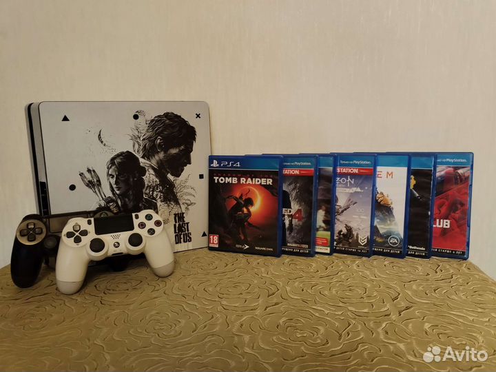 PlayStation 4 slim 1tb