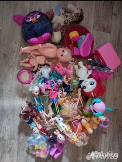 Большой пакет игрушек для девочки