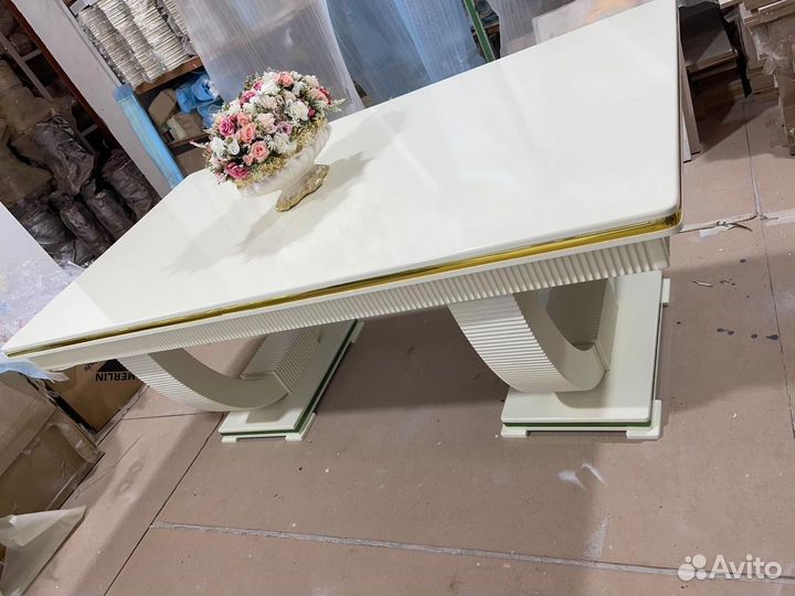 Стол обеденный раздвижной