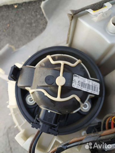 Печка, моторчик печки Пежо 308