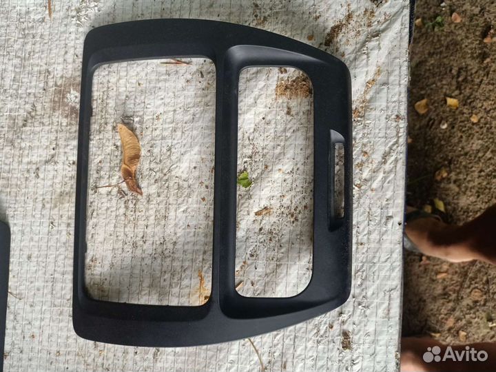 Jetta 6 рамка магнитолы накладка