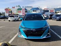 Toyota Prius PHV 1.8 CVT, 2018, 47 000 км, с пробегом, цена 2 500 000 руб.