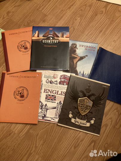 Тетради школьные в ассортименте