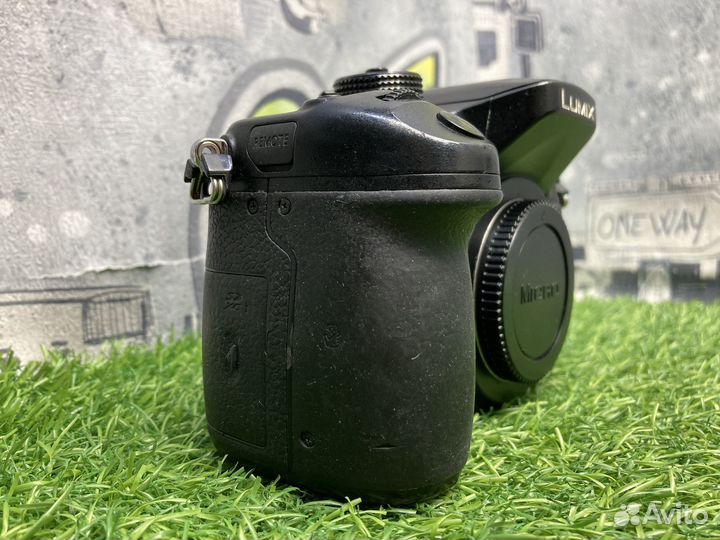 Panasonic Lumix DMC-GH4