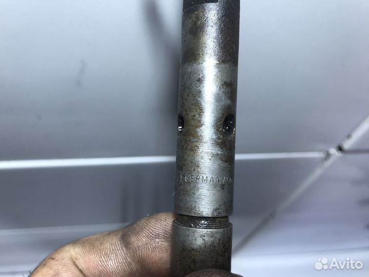 Топливная форсунка Kia Cornival 2.9 G-3