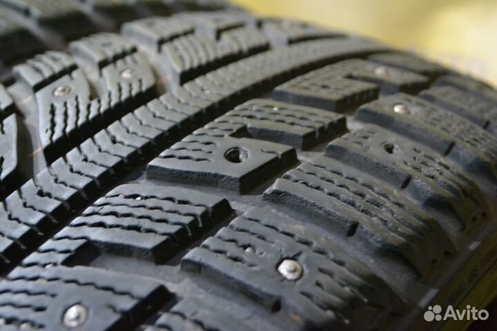 Kumho I'Zen KW22 195/55 R16