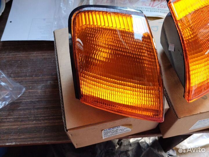 Поворотник Ford Scorpio 83-91