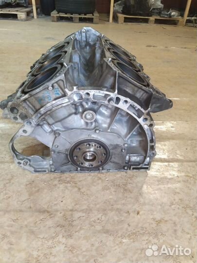 Блок цилиндров под гильзовку Lexus GS300 3GR