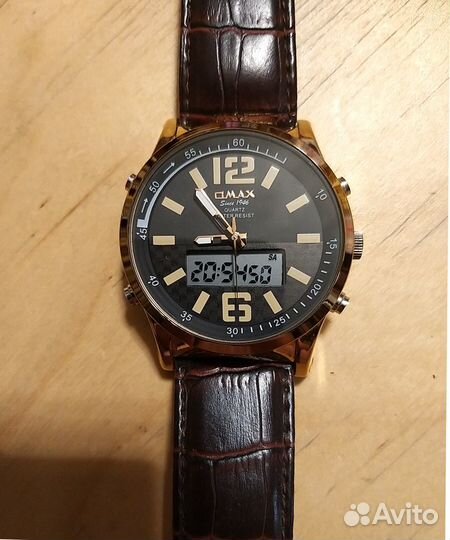 Часы omax
