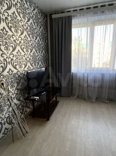 2-к. квартира, 52 м², 4/9 эт.