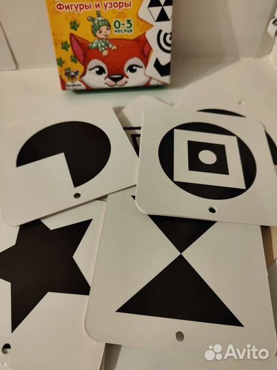 Первые игрушки для малышей