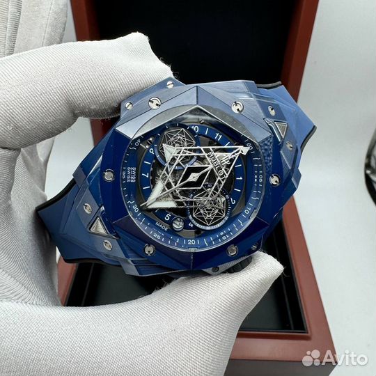 Часы Hublot Big Bang Sang Bleu II