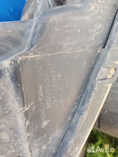 Фара mitsubishi lancer 9 левая