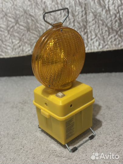 Фонарь дорожный