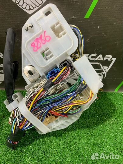 Блок предохранителей салонный Toyota Cresta GX100