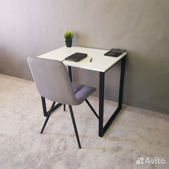 Компьютерный стол Лофт 80*60 см. Черные ножки