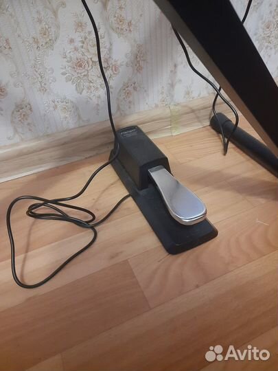 Синтезатор Casio+комплект