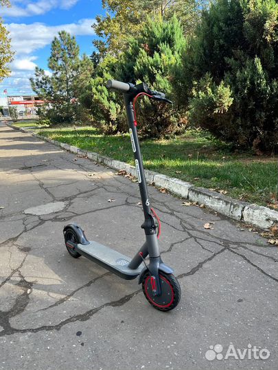 Электросамокат Aovo 365M Pro