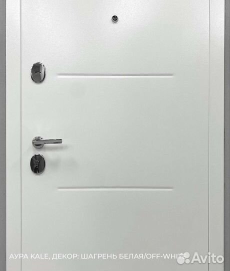 Дверь входная с зеркалом