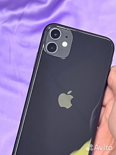 iPhone 11 128GB черный