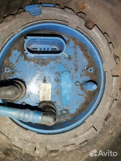 Погружной насос 8J0919051D