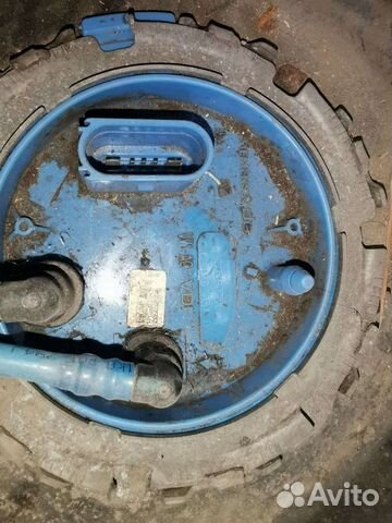 Погружной насос 8J0919051D