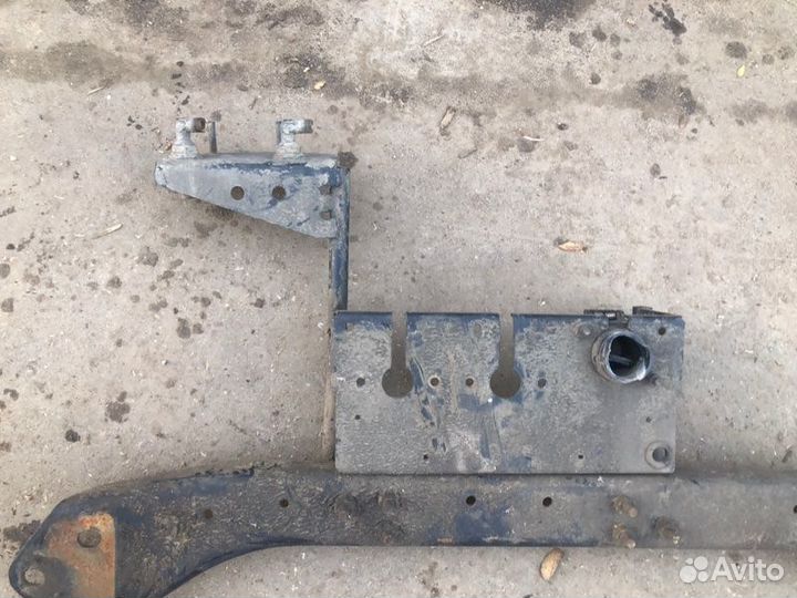 Поперечина подрессирования кабины на Маз 5440