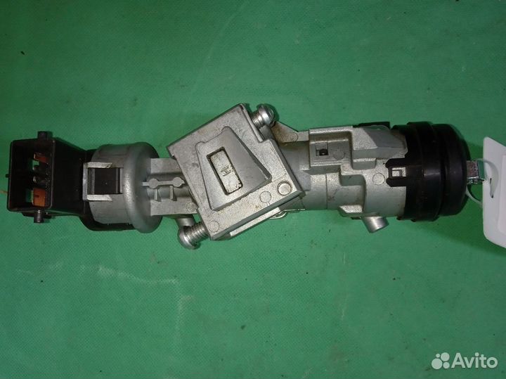 Ford Focus (III) III замок зажигания