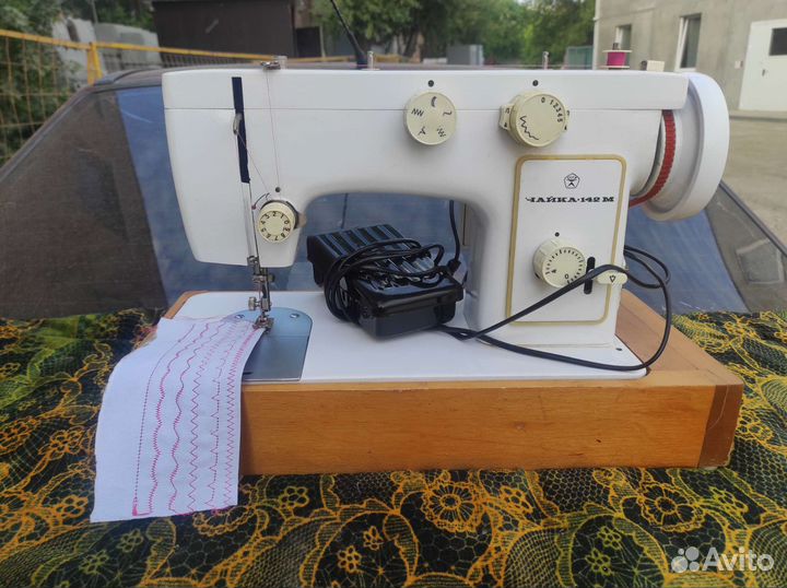 Швейная машина Чайка 143A-2746