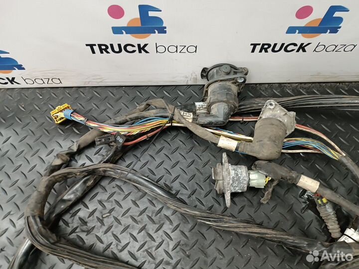 1698739 Проводка перекидок Daf XF105