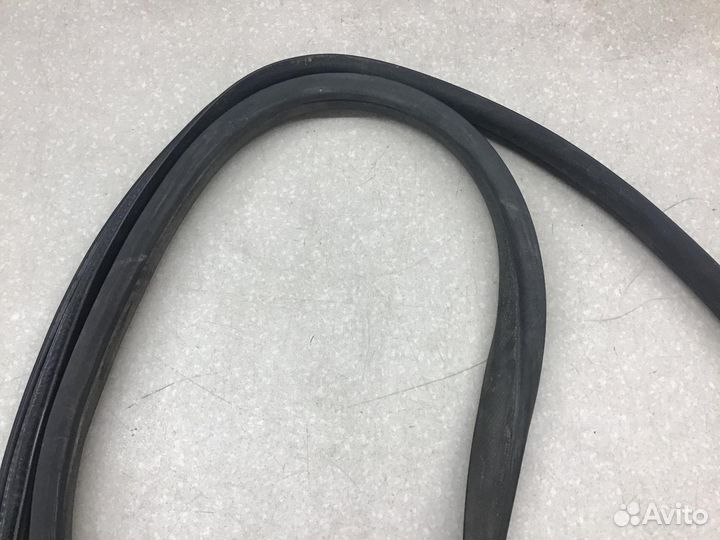 Уплотнитель двери, Ford Focus III 2011 1750006