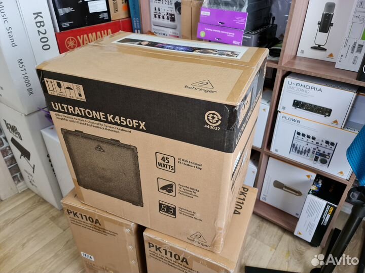 Комбо для клавишных Behringer K450FX Новый