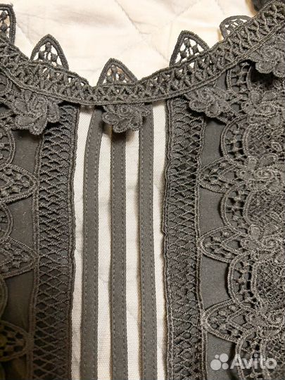 Кружевной комбинезон с открытой спинкой 46-48