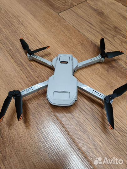 Квадрокоптер дрон с камерой