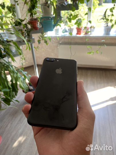Телефон iPhone 7 plus 128 gb