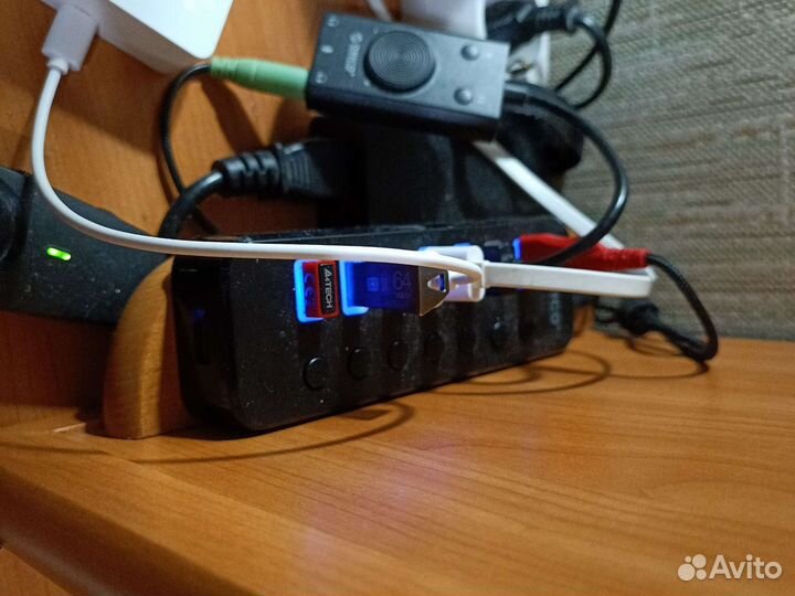 USB-концентратор с внешним питанием Orico SWU3-7A