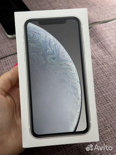 iPhone Xr, 64 ГБ