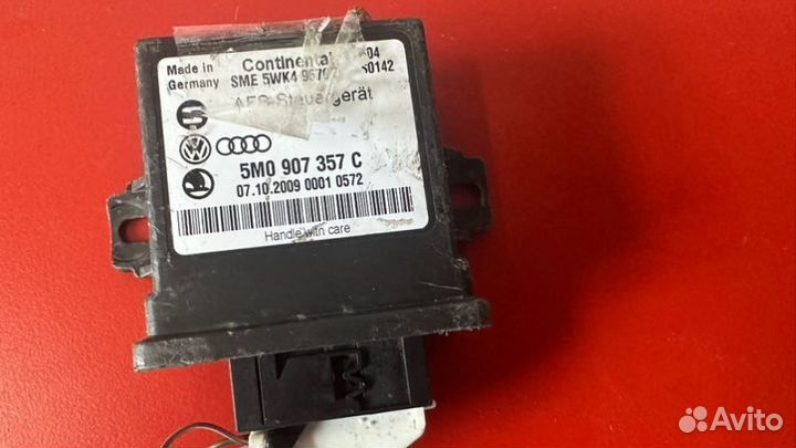 Блок управления светом Volkswagen Passat B7 1.8