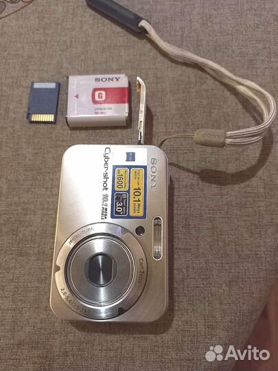 Цифровой фотоаппарат sony cyber shot