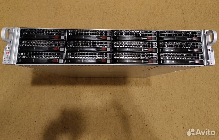 Сервер Supermicro в корпусе CSE-826