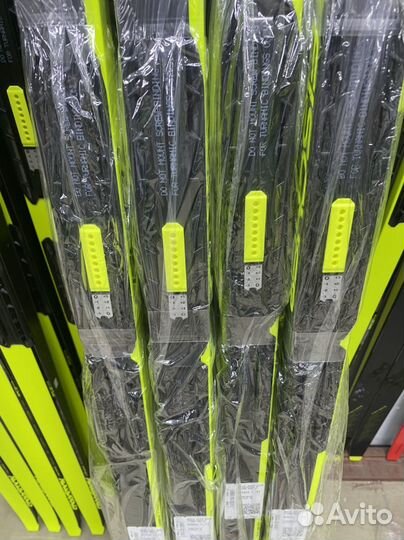 Беговые лыжи Fischer Carbonlite Classic JR