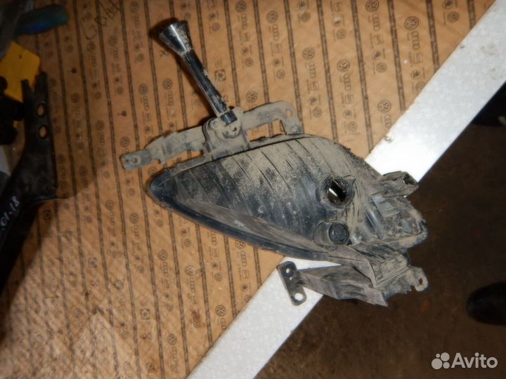 Фара противотуманная левая Hyundai Elantra 5 MD