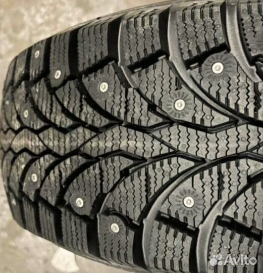 Formula Ice 215/60 R16