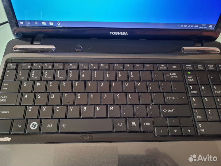 Toshiba Satellite L655, 4GB, Core i3-380M