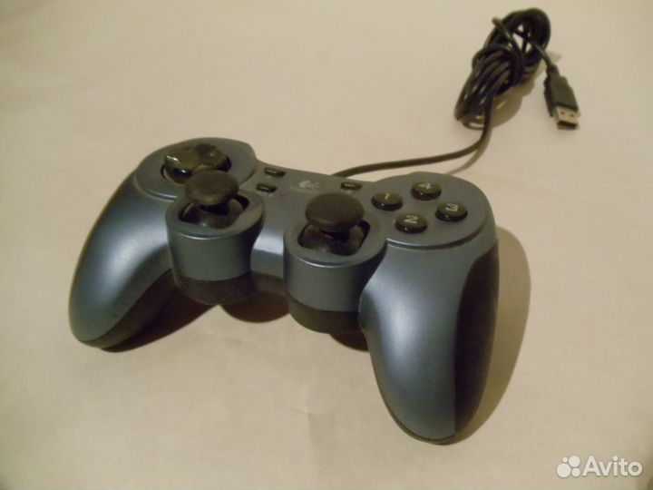 Джойстик logitech