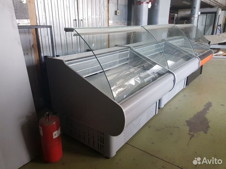 Универсальная витрина