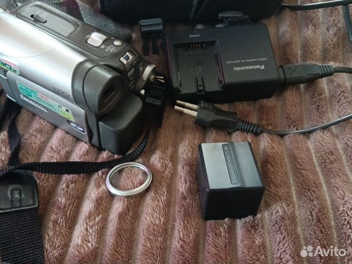 Видеокамера panasonic